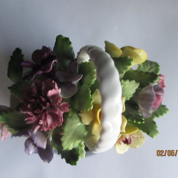 Vtg. Royal Adderley Floral Arrangement - Picture 3 of 4